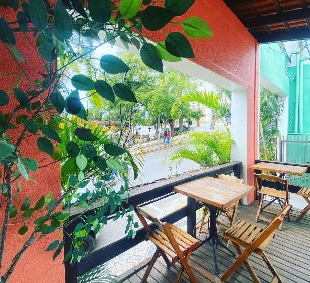 ホテル Queiroz Palace