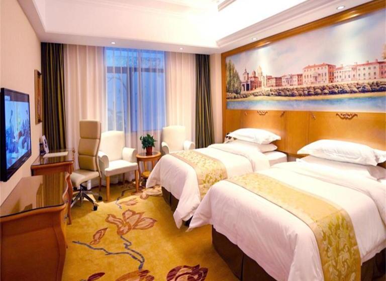 בית מלון כפרי Vienna Shanghai Meilanhu Metro Station