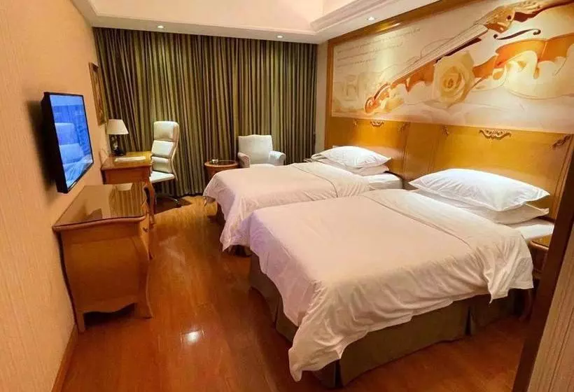 Hotelli Vienna Shanghai Meilanhu Metro Station