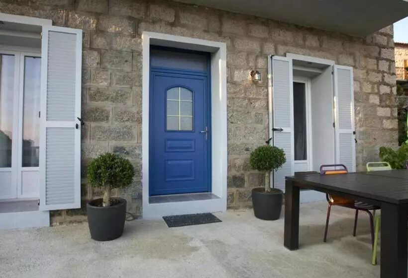 ペンション Casa Sarrinca