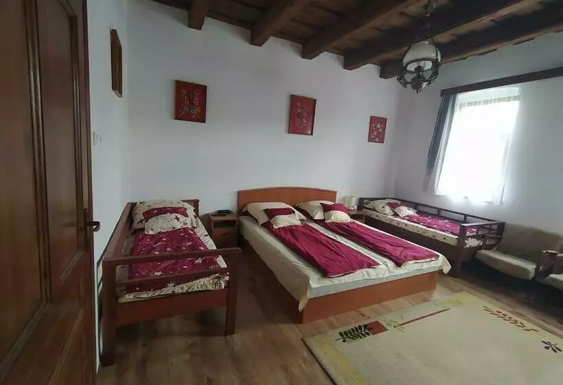 Majatalo Heni Vendégháza