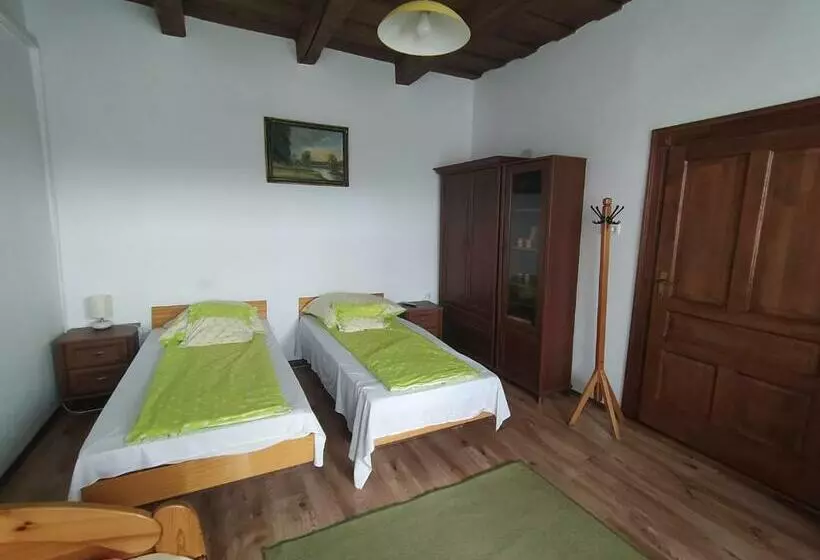 Majatalo Heni Vendégháza