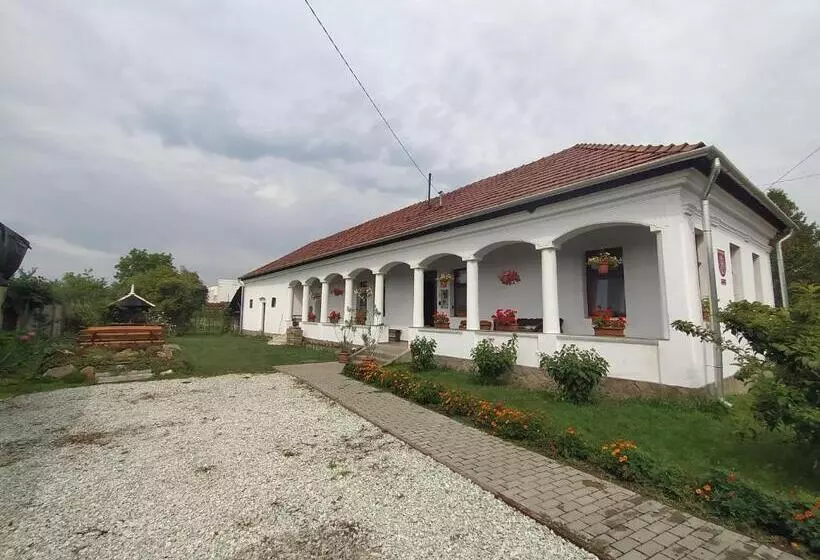 Majatalo Heni Vendégháza