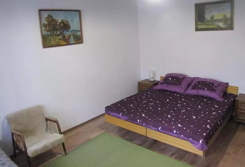 Majatalo Heni Vendégháza