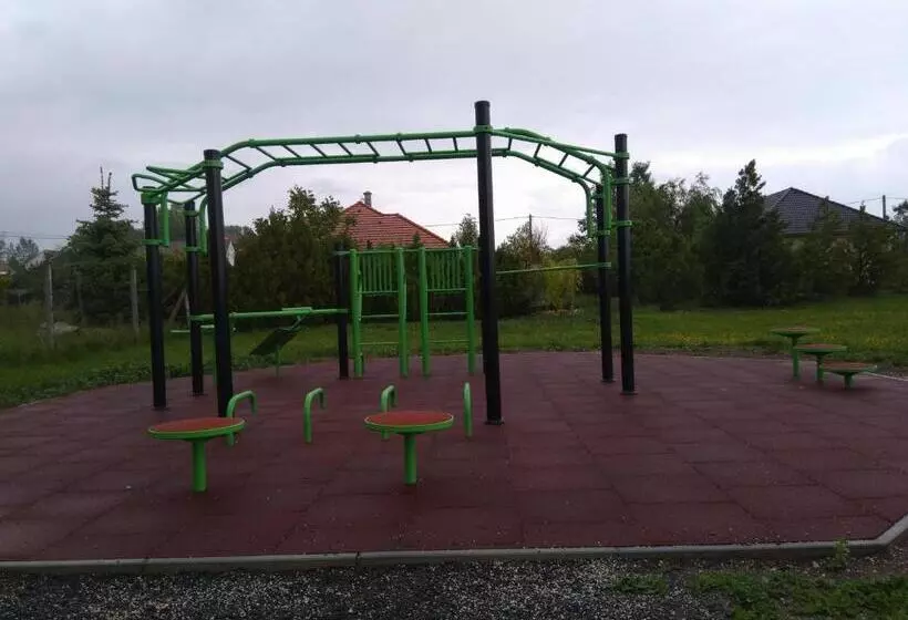 ペンション Jucus Vendégház