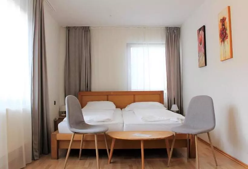 Majatalo Konditorei Binder