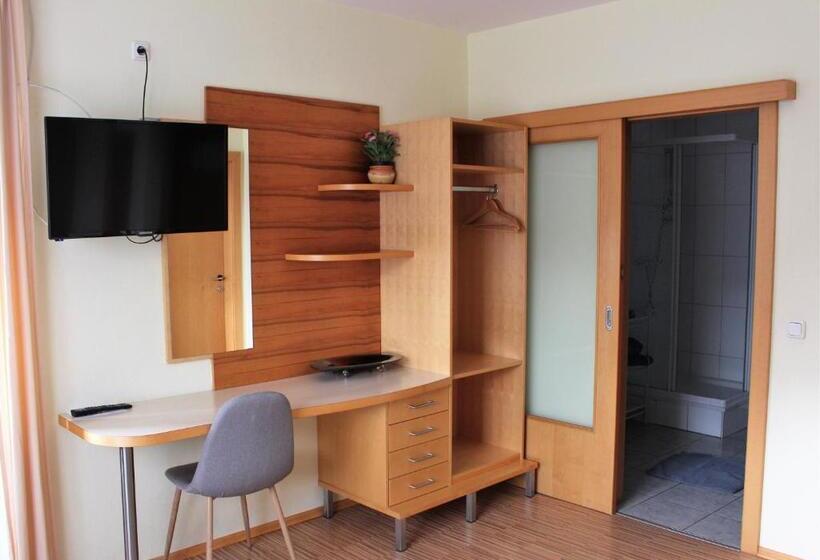 Majatalo Konditorei Binder