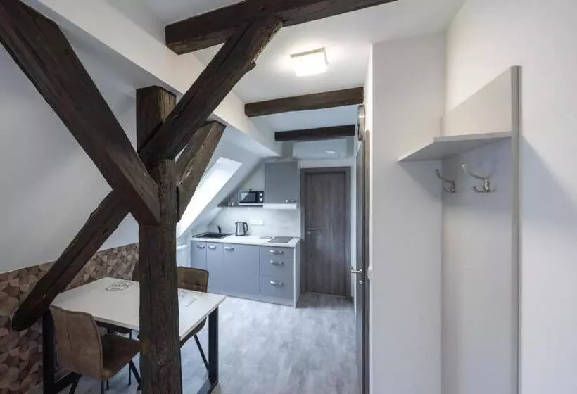 Majatalo Penzion Rozhovice