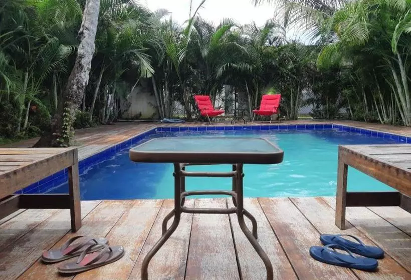 ユースホステル Hostal Hilltop Sapzurro