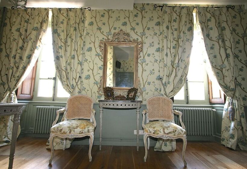 צימר Château De Maudetour