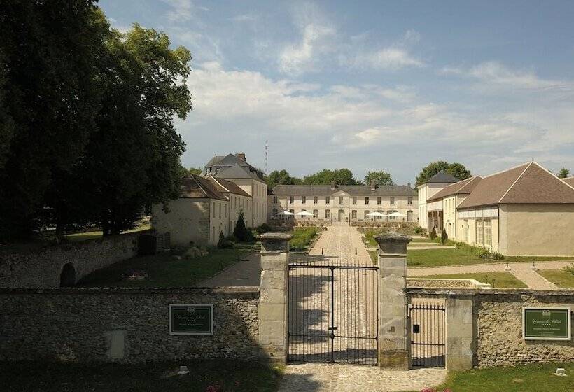 צימר Château De Maudetour