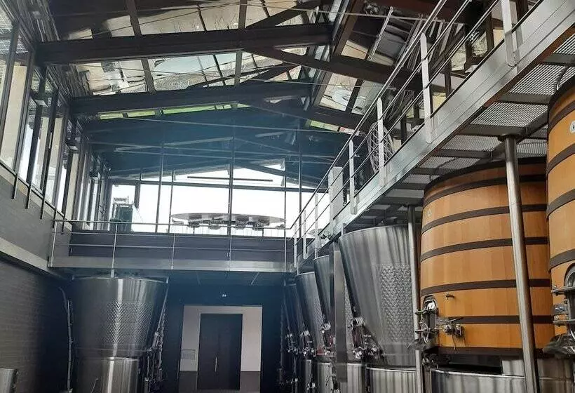 Aamiaismajoitus (B&B) Le Logis De Valandraud