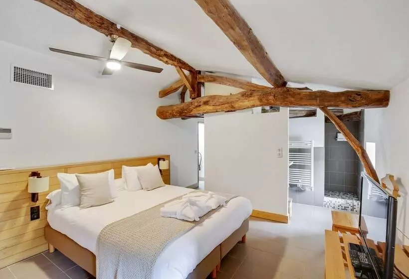 Aamiaismajoitus (B&B) Le Logis De Valandraud