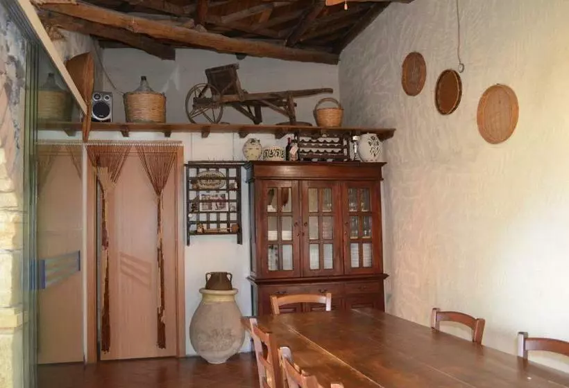 ホテル Agriturismo Il Melograno