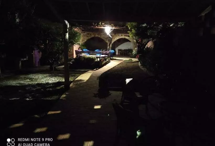 ホテル Agriturismo Il Melograno