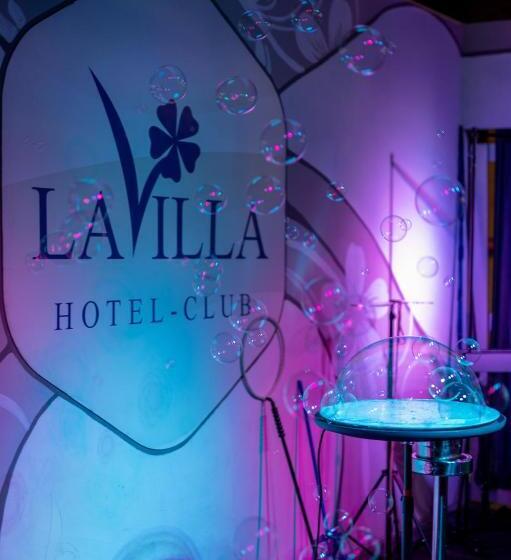 בית מלון כפרי Club La Villa