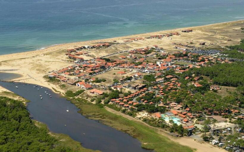 Отель De La Plage