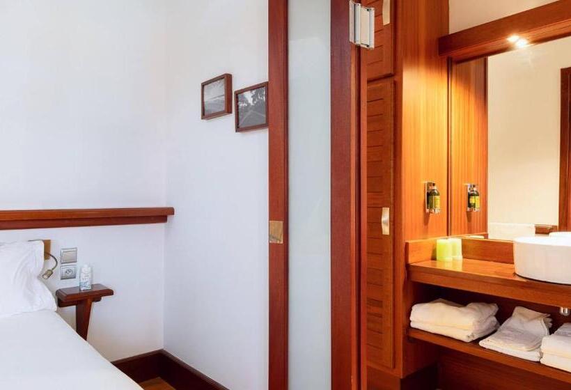 Отель De La Plage