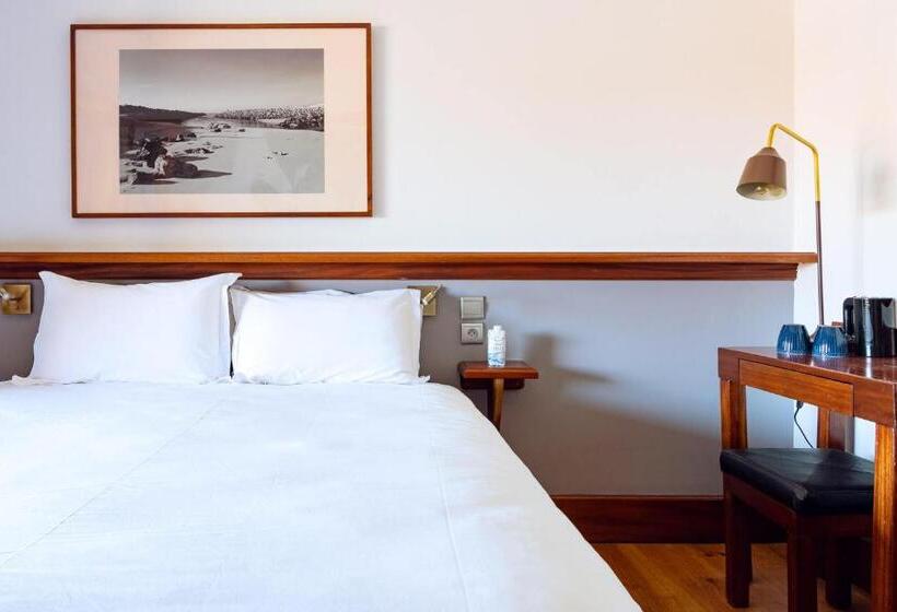 Отель De La Plage