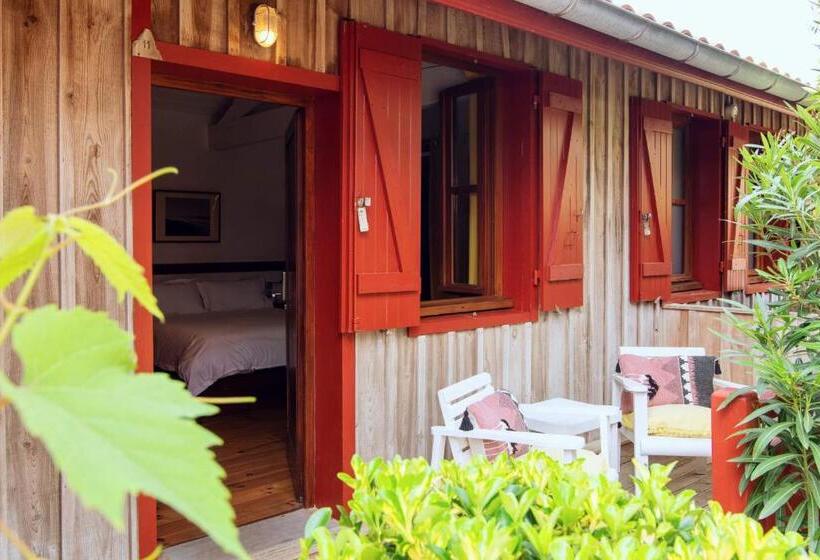 Отель De La Plage