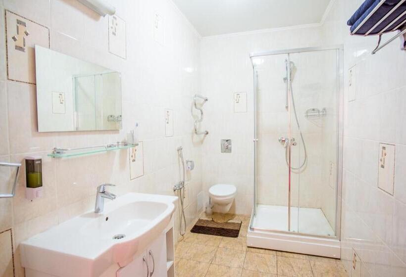 בית מלון כפרי Meridian