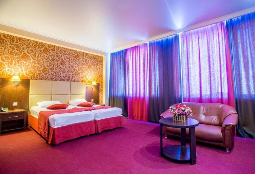 בית מלון כפרי Meridian