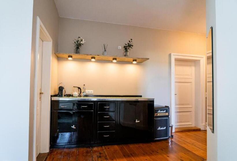 호텔 Schloss Harkensee