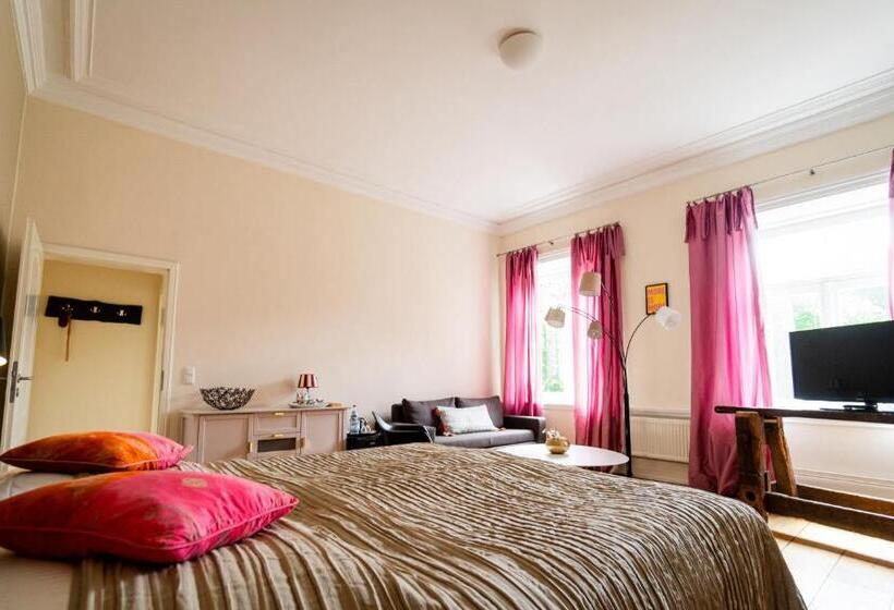 호텔 Schloss Harkensee