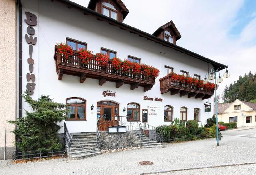 فندق Stara Skola