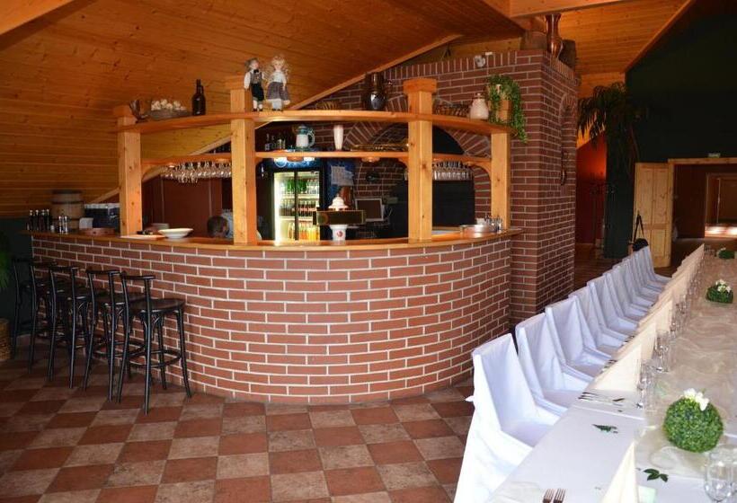 בית מלון כפרי U Milína