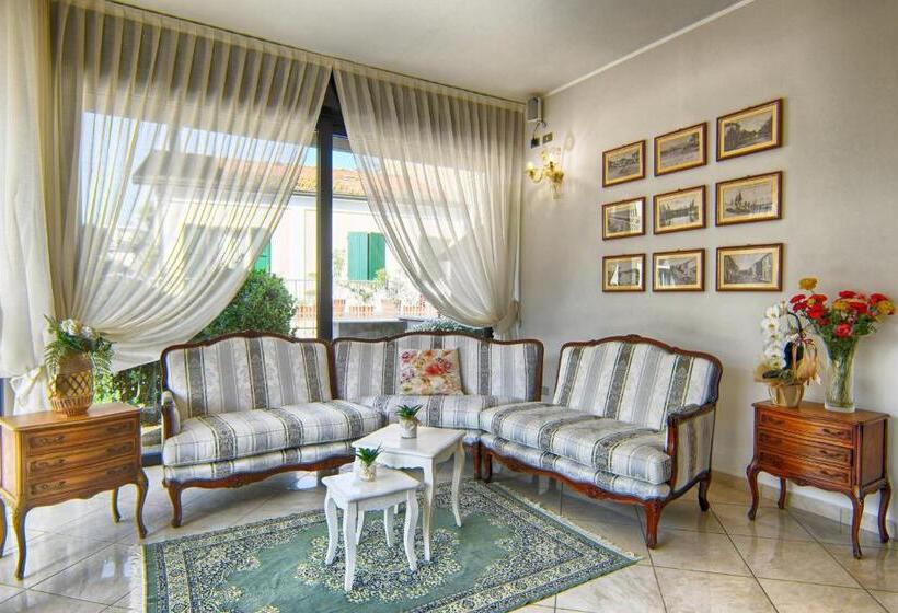 فندق Villa Zavatta B&b   Rooms & Apartments