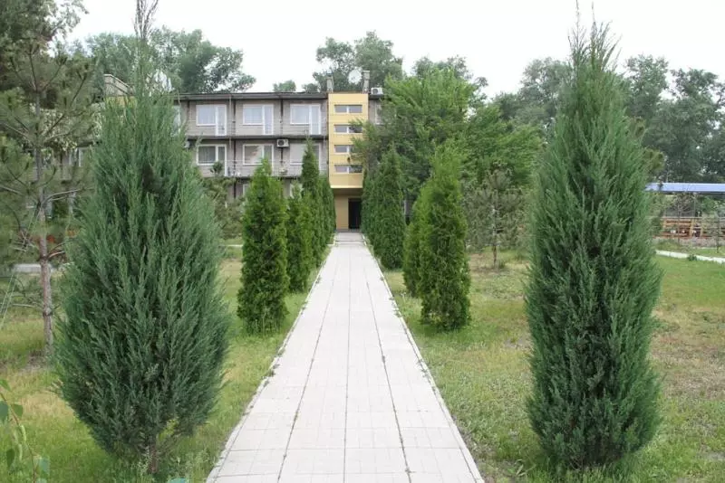 ホテル Zolotie Peski