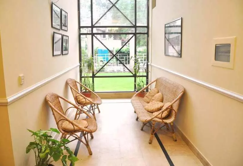 پانسیون Herfa Inn Lahore