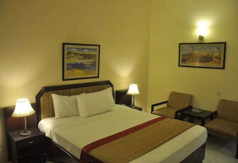 پانسیون Herfa Inn Lahore
