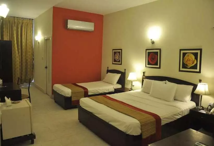 پانسیون Herfa Inn Lahore