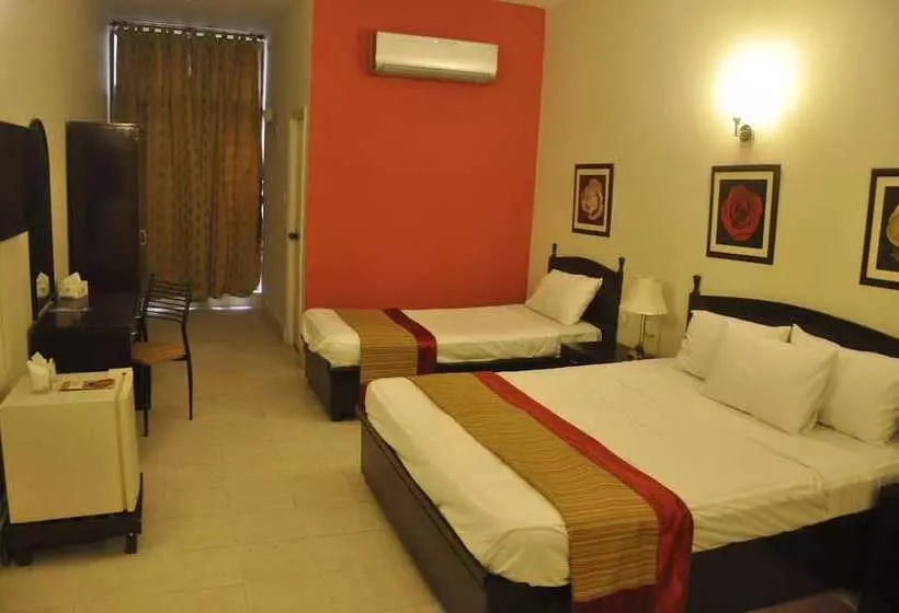 پانسیون Herfa Inn Lahore