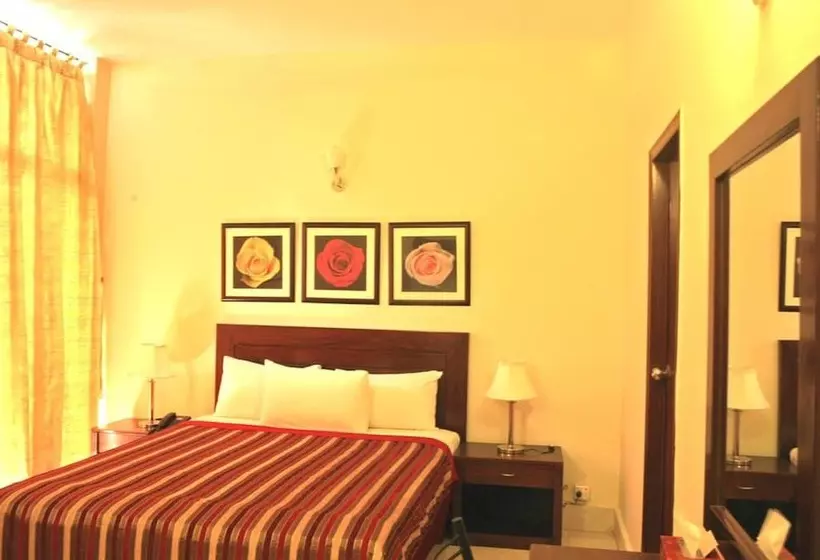 پانسیون Herfa Inn Lahore
