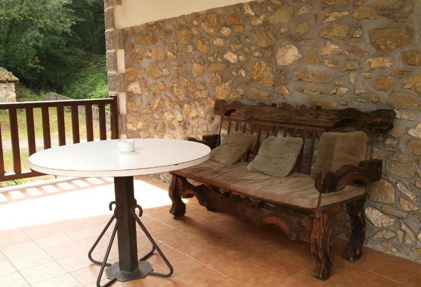 Пансион Hostal Rural Onbordi