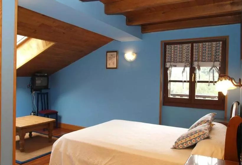 ペンション Hostal Rural Onbordi