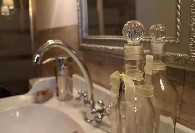 Majatalo La Casa De La Vieja   Alojamiento Rural 3 Y 4 Estrellas