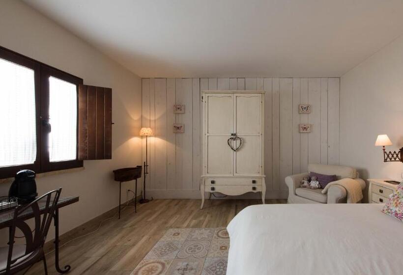 Пансион La Casa De La Vieja   Alojamiento Rural 3 Y 4 Estrellas