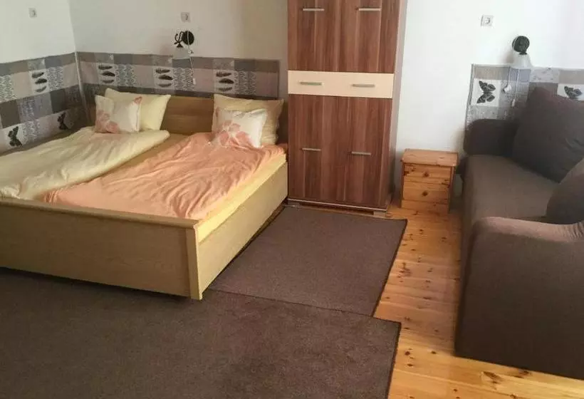 Majatalo Rebeka Vendégház