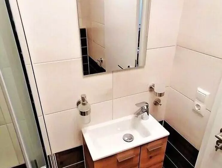 Majatalo Speedys Bed & Breakfast