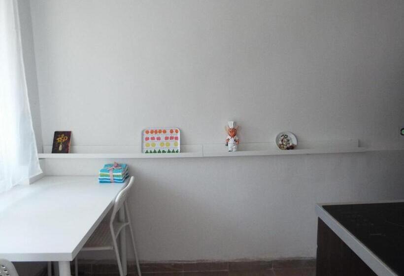 פנסיון The Illuminating House