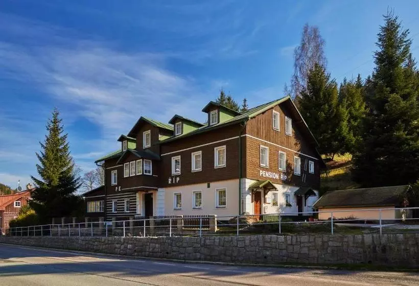 Pension říp