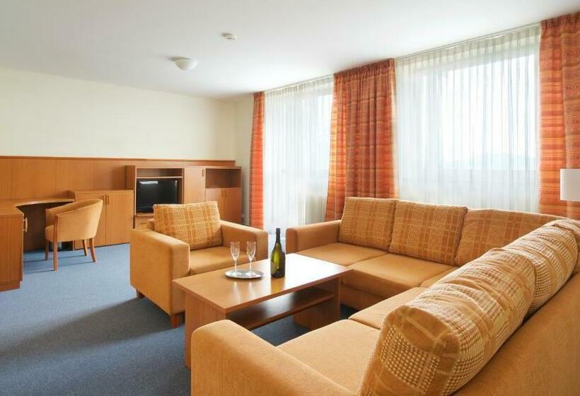 Dependence Hotela Stupka   Golf