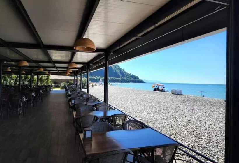 Neptun Palace Kvariati