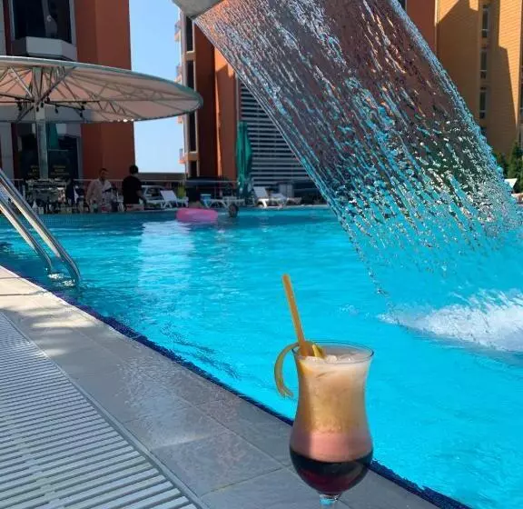 Neptun Palace Kvariati