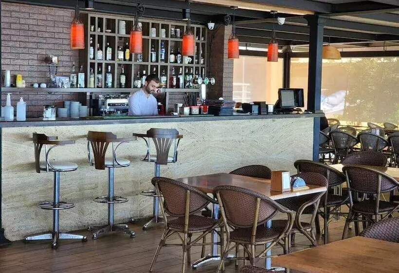 Neptun Palace Kvariati