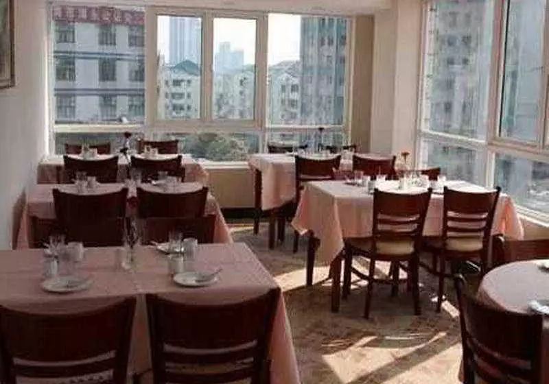 호텔 Chinas Best Value Inn Dongfang Road